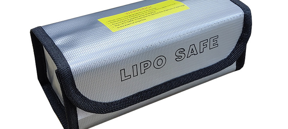 Prioritizing Protection: Portable Fireproof and Explosion-proof LiPo Battery Safety Bag 112 - Prioritizing Protection: Portable Fireproof and Explosion-proof LiPo Battery Safety Bag