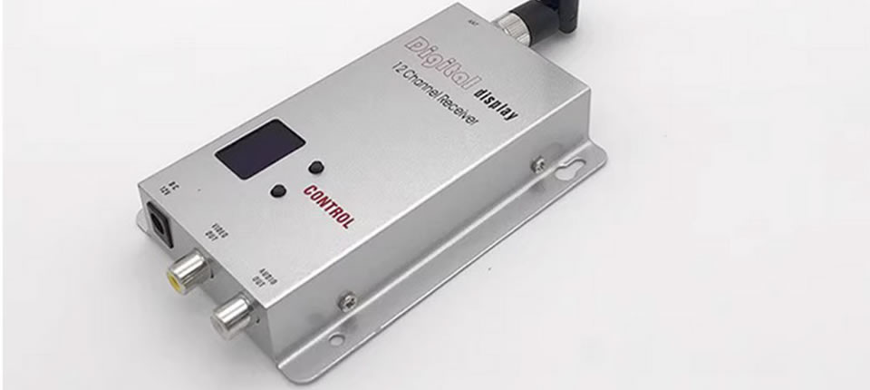 26 4 - Partom 1.2G 1.5W 12CH FPV Wireless Video Receiver