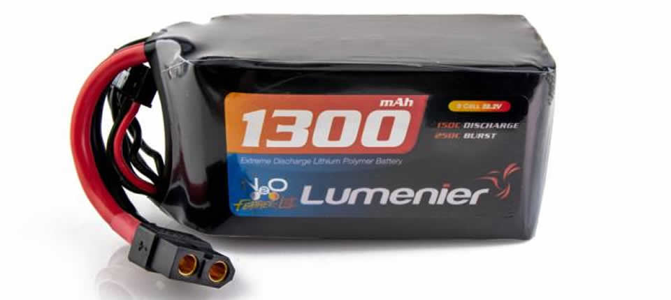 30 6 - Lumenier N2O Feather Lite 22.2V 1300mAh 150C 6S LiPo Battery Review
